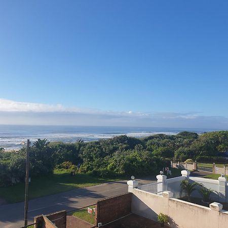 Deep Blue Guest House Amanzimtoti Exterior foto