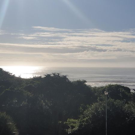 Deep Blue Guest House Amanzimtoti Exterior foto