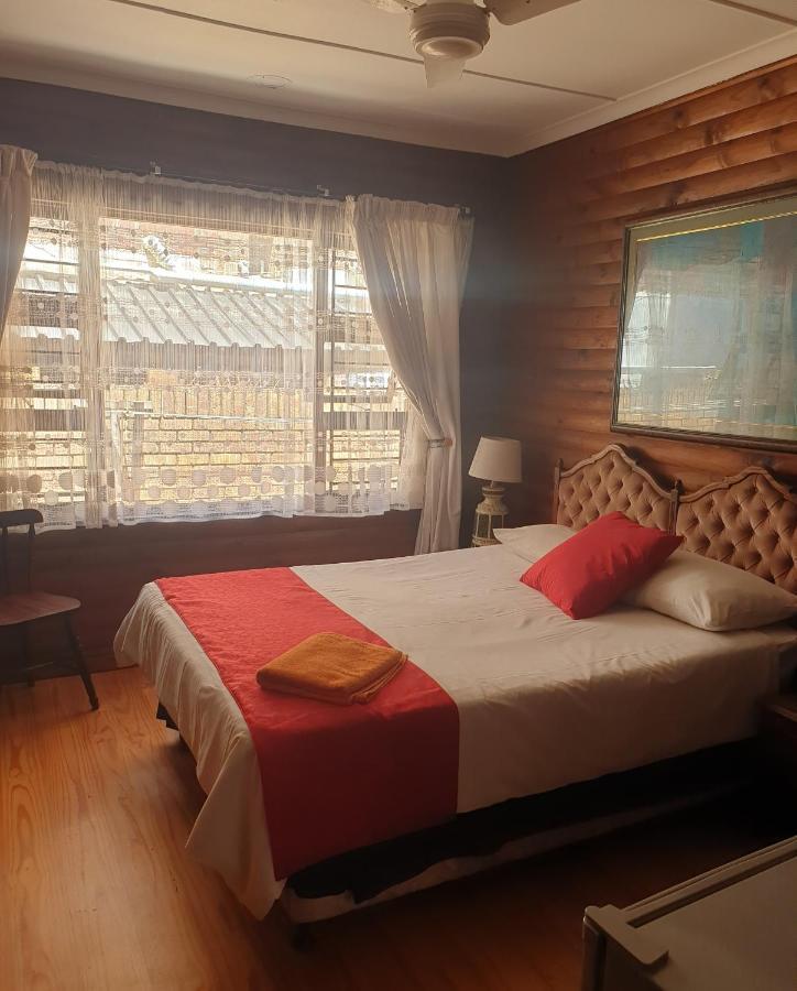 Deep Blue Guest House Amanzimtoti Exterior foto