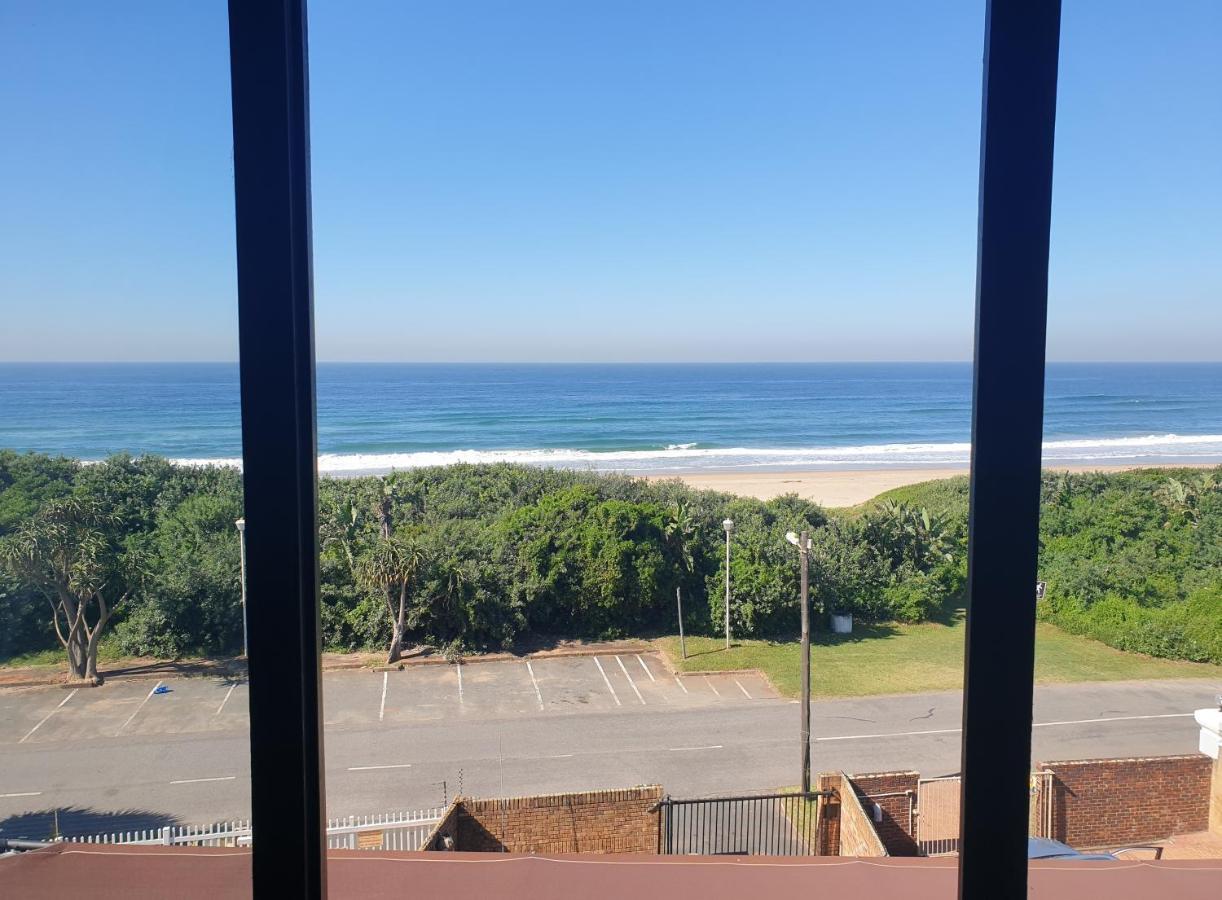 Deep Blue Guest House Amanzimtoti Exterior foto